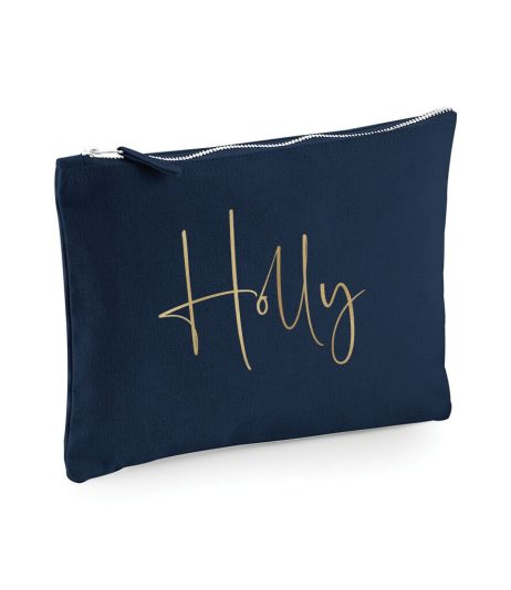 Chic Personalised Makeup Bag: The Perfect Bridesmaid & Wife Gift