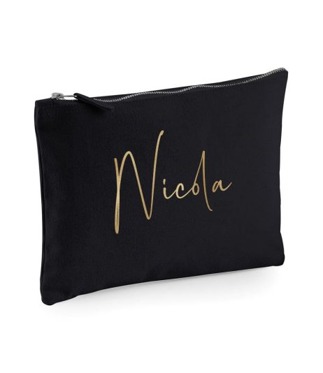 Chic Personalised Makeup Bag: The Perfect Bridesmaid & Wife Gift